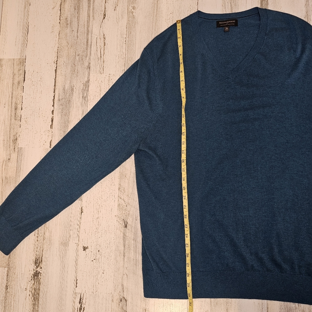 Banana Republic Luxe Sweater Collection V-Neck Mens XL Blue Soft Long Sleeve - Picture 6 of 8
